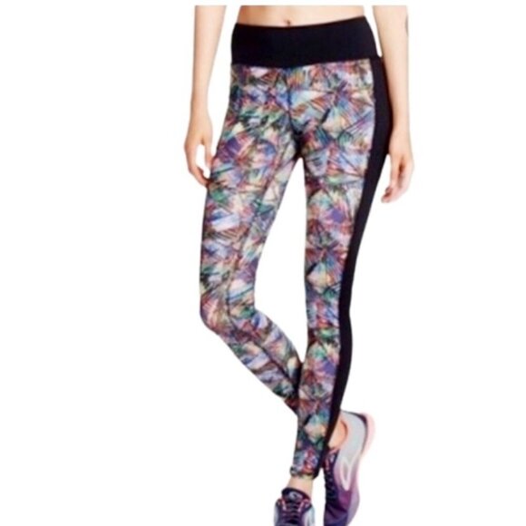 Mossimo Supply Women's Graphic Print Workout Yoga Leggings‎ Size Medium - Picture 1 of 3